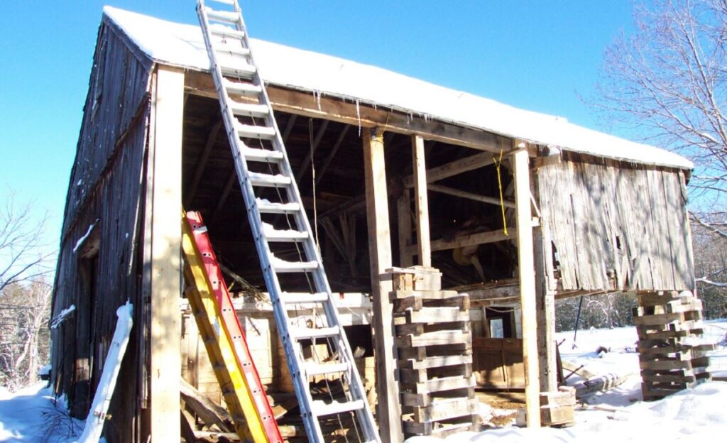 A Complete Guide to Managing Wood Rot In Your Historic Barn Colonial